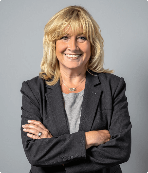 Julie O'Brien headshot.
